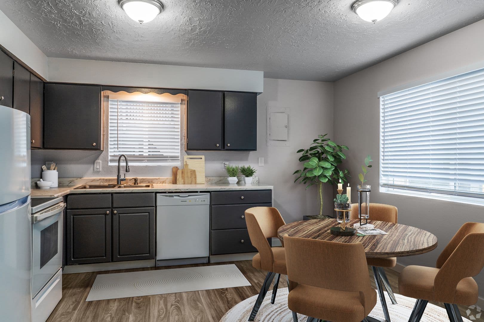 Vancouver Apartment: 1016 NE 86th St