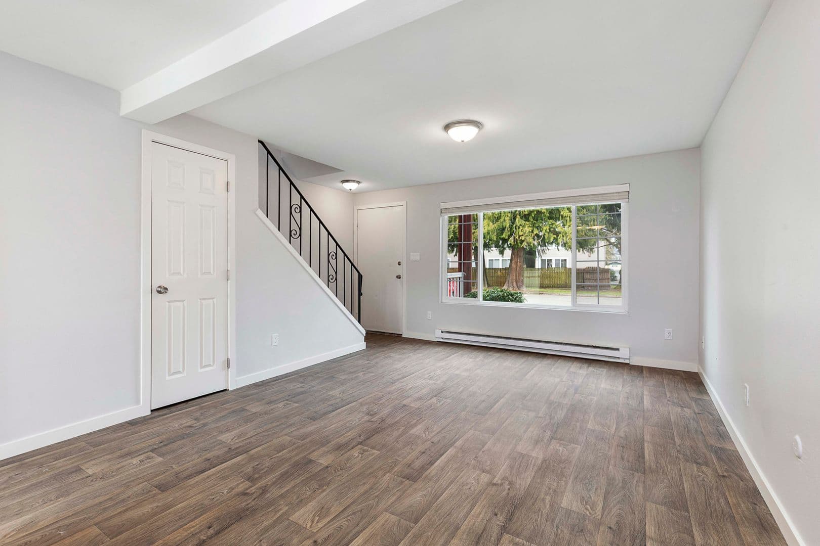 Sedro Woolley Apartment: 1133 Wicker Rd & 1135 Dean Drive