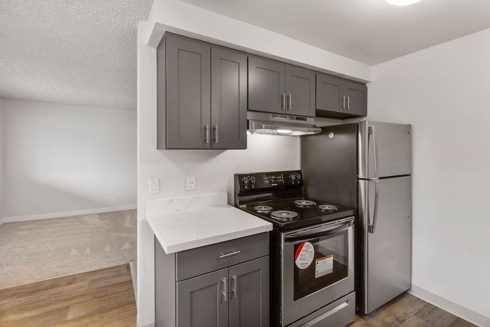 Vancouver Apartment: 1016 NE 86th St