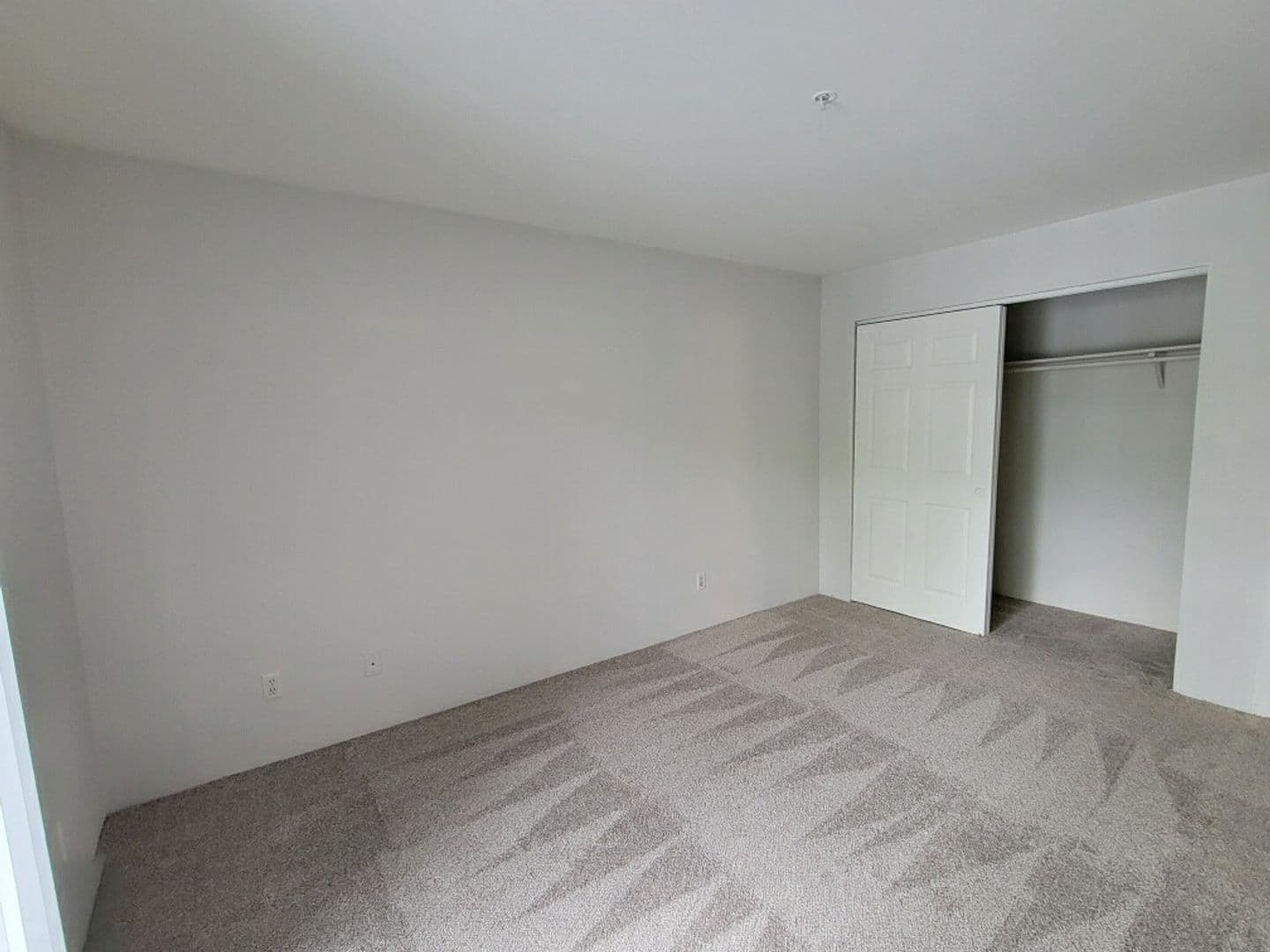 Wenatchee Apartment: 819-821 Malaga Ave