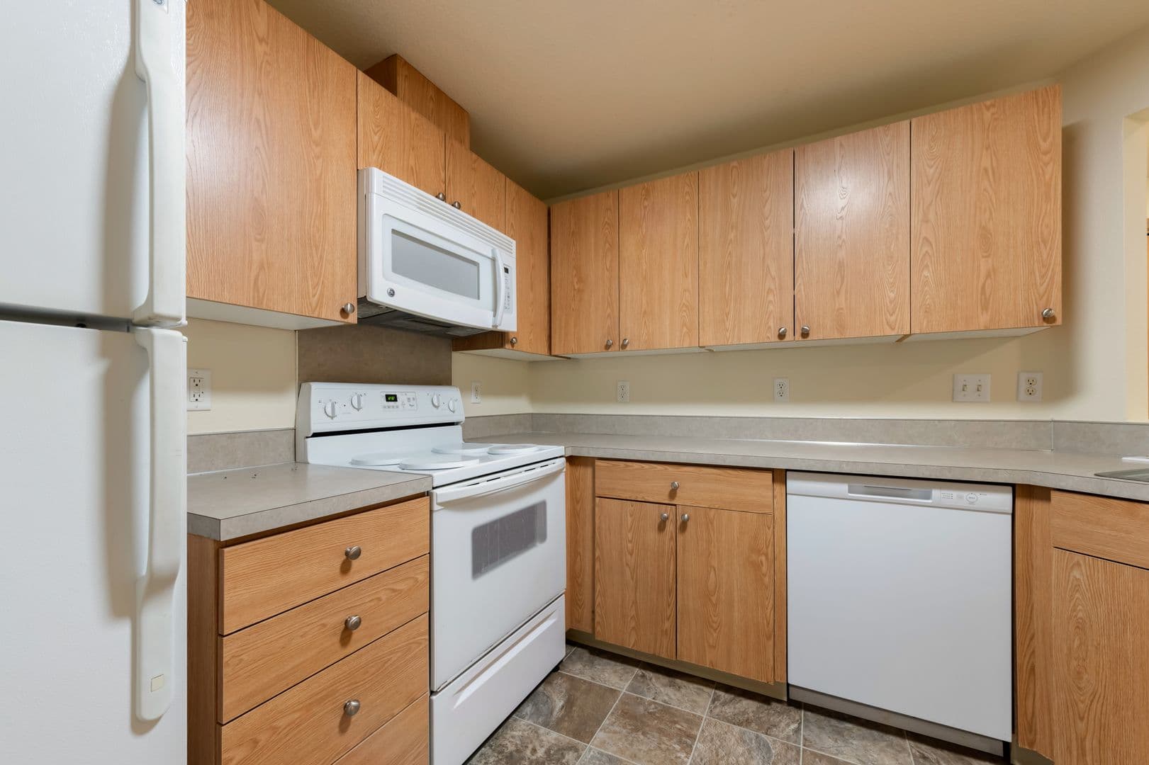 Battle Ground Apartment: 419 SE Clark Ave
