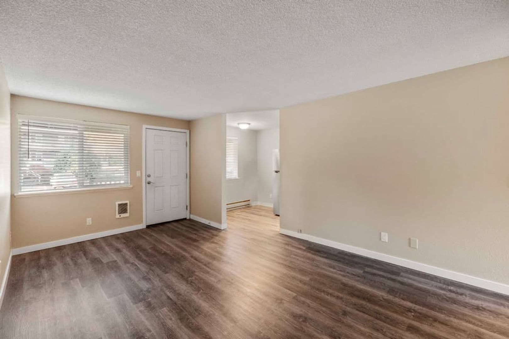 Tacoma Apartment: 5211 96th Street E