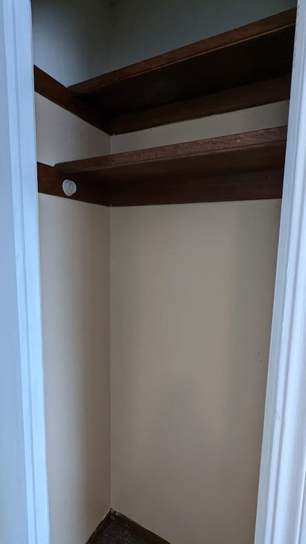 Bethany Apartment: 7934 NW 40th St