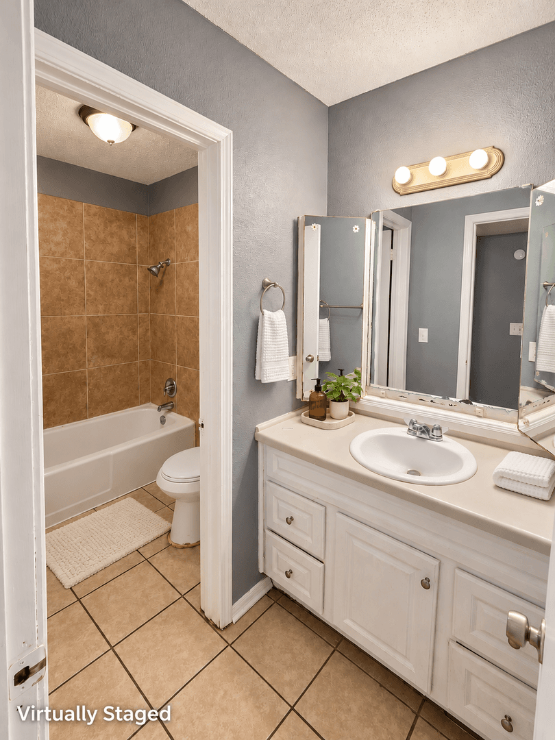 Oklahoma City Apartment: 3738 N Nicklas Ave