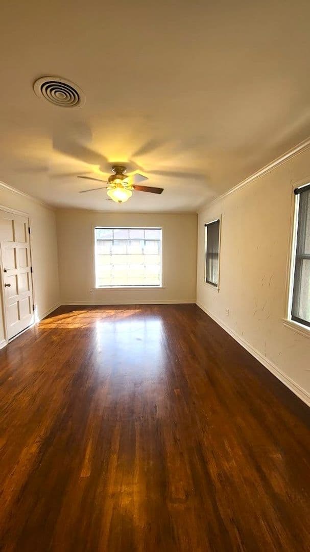 Oklahoma City House: 621 NW 54th St