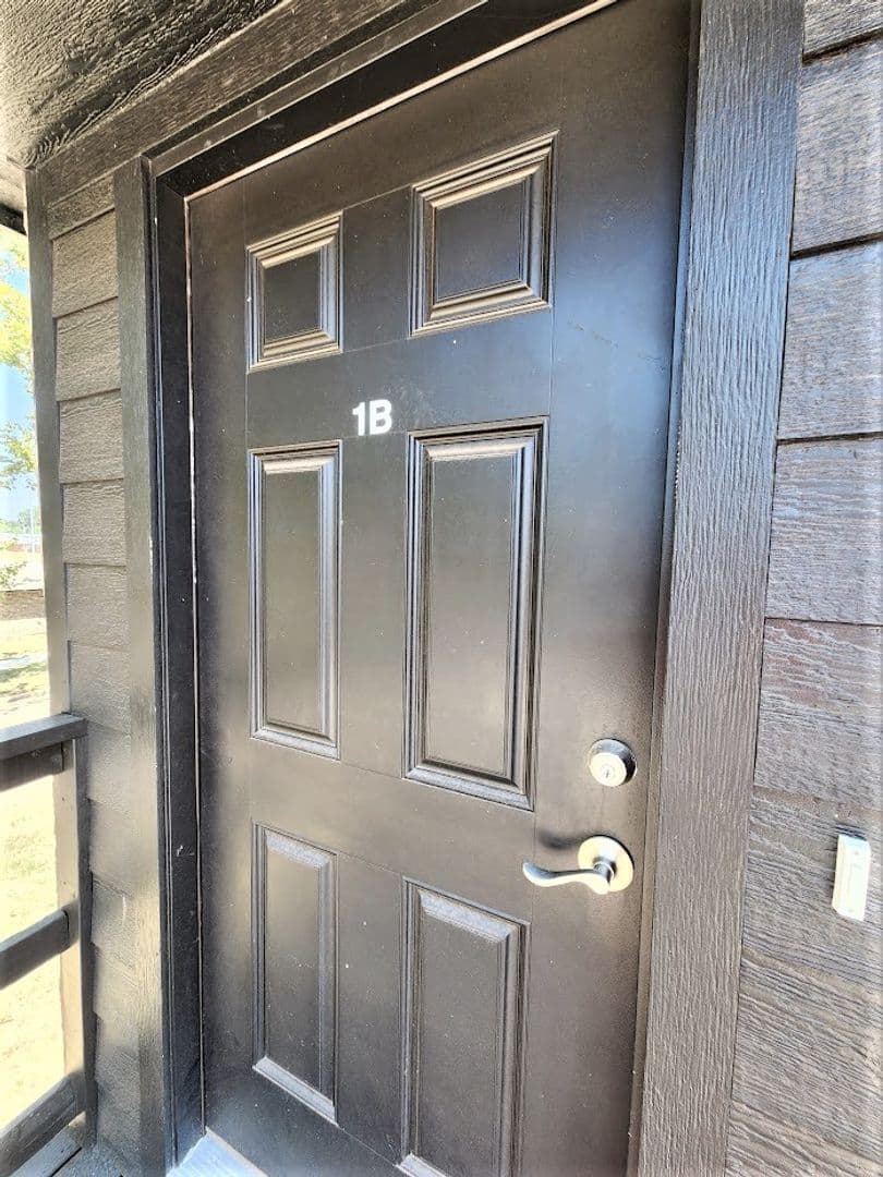 Oklahoma City Apartment: 4101 S Shields Blvd