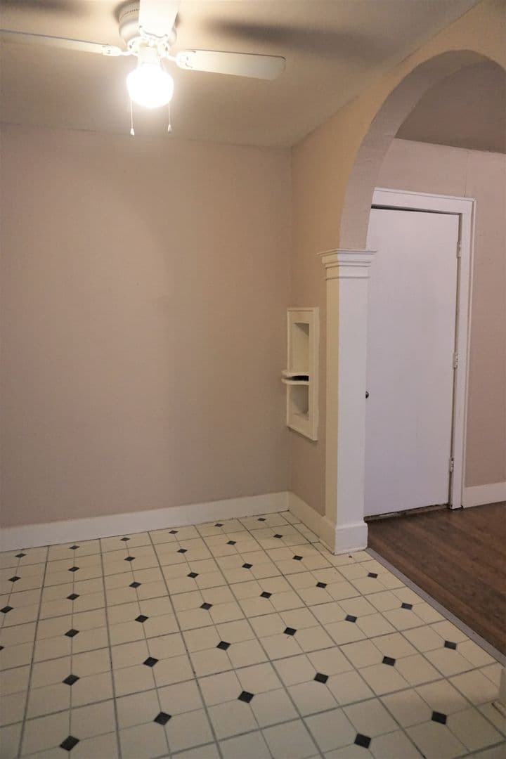 Oklahoma City Apartment: 3400 N Robinson Ave