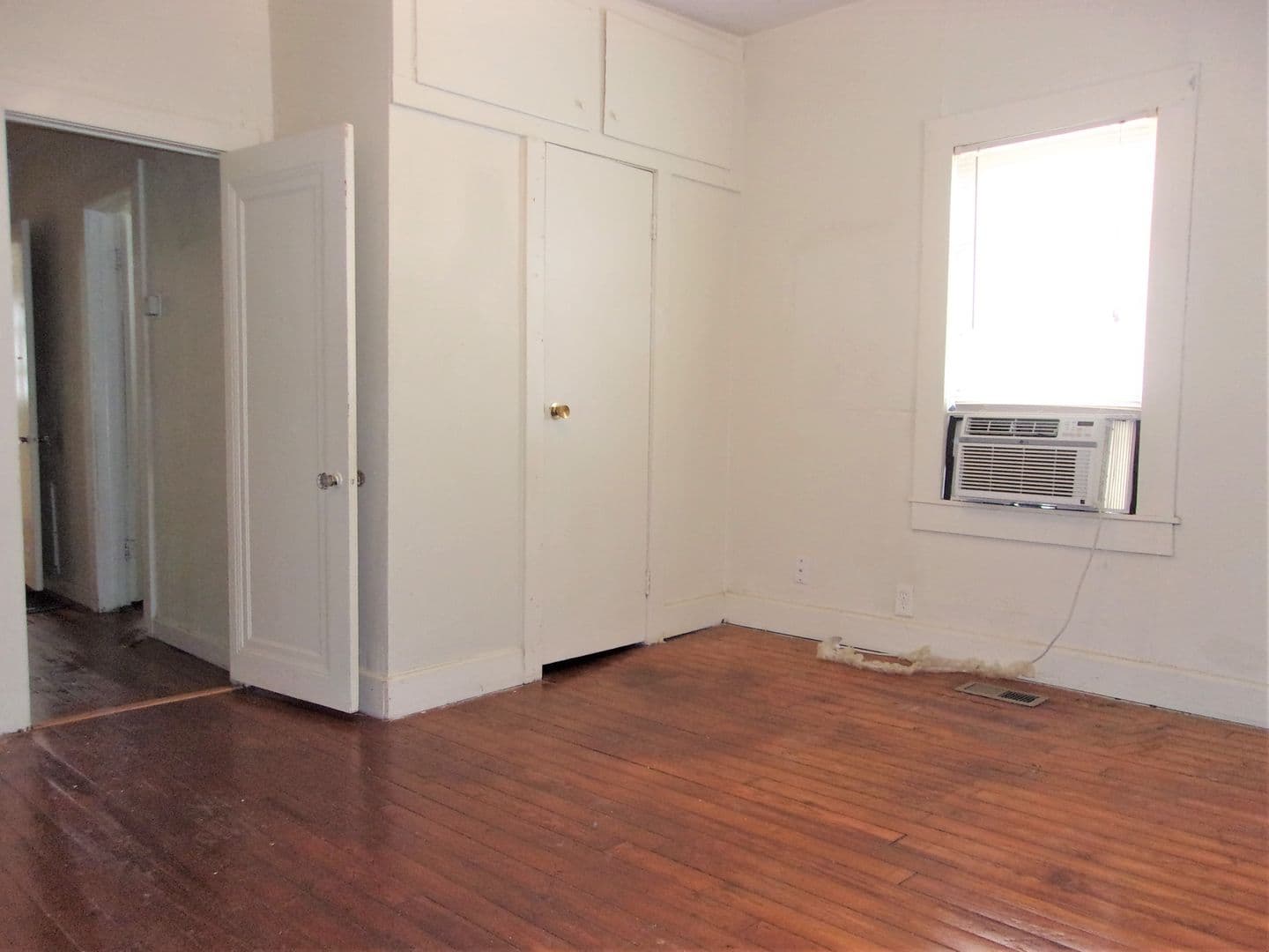 Oklahoma City Apartment: 523 SW 26th St