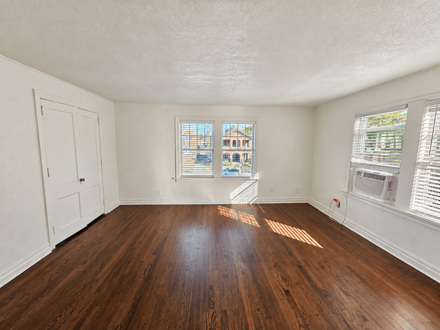 Oklahoma City Apartment: 714 NW 30th St
