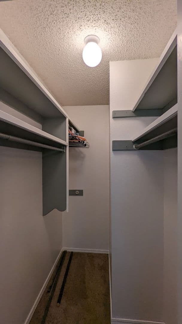 Bethany Apartment: 7934 NW 40th St