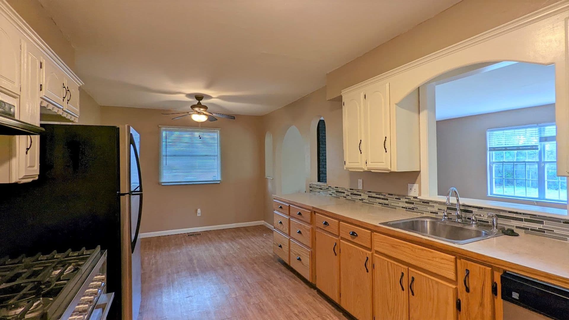 Bethany Apartment: 7934 NW 40th St