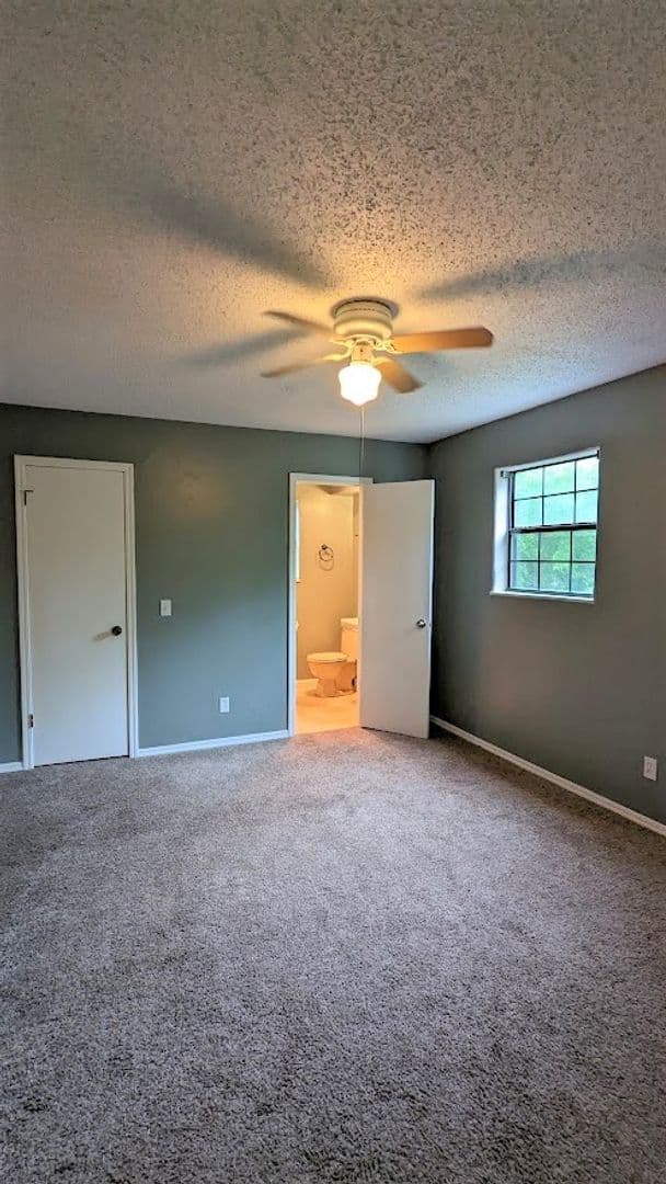Bethany Apartment: 7934 NW 40th St