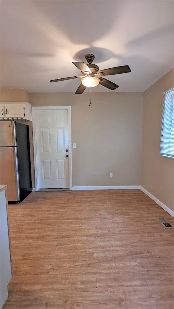 Bethany Apartment: 7934 NW 40th St