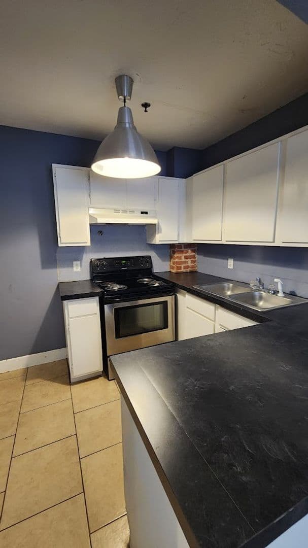 Oklahoma City Apartment: 514 NW 27th St, Apt 4