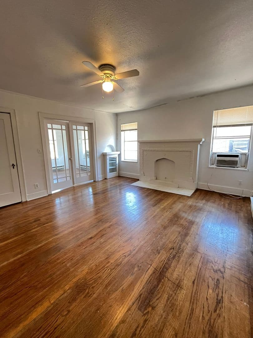 Oklahoma City Apartment: 3400 N Robinson Ave