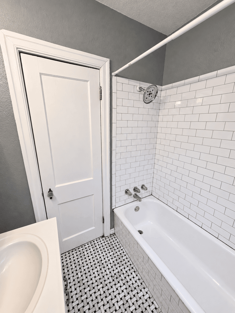 Oklahoma City Apartment: 714 NW 30th St