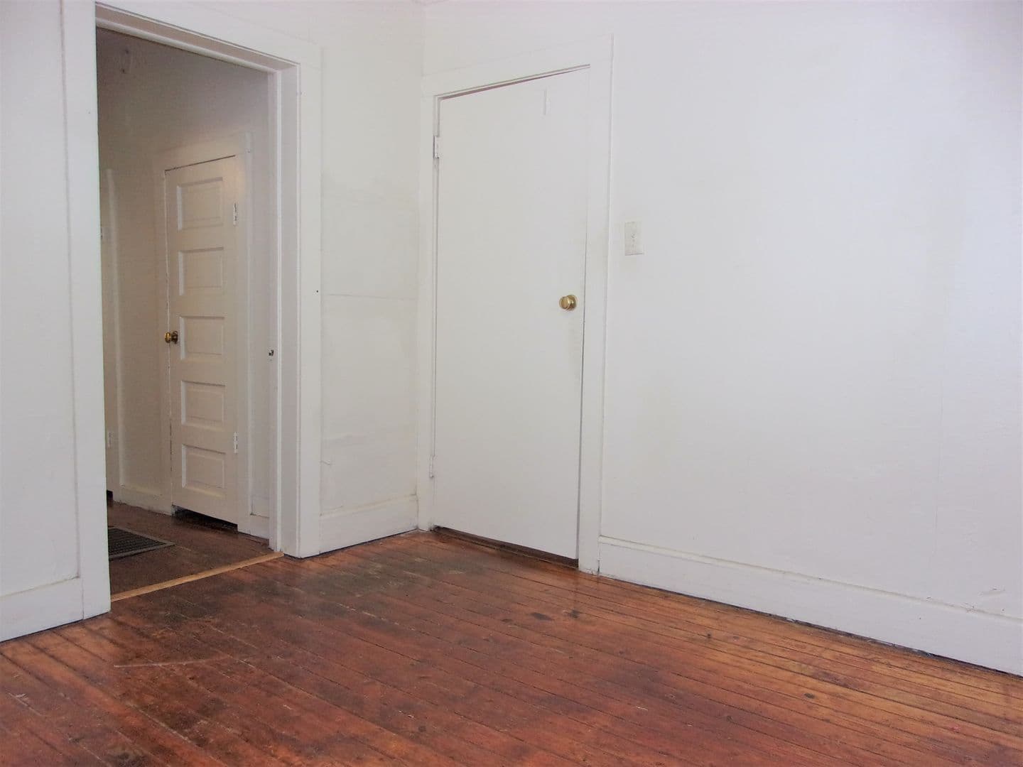 Oklahoma City Apartment: 523 SW 26th St