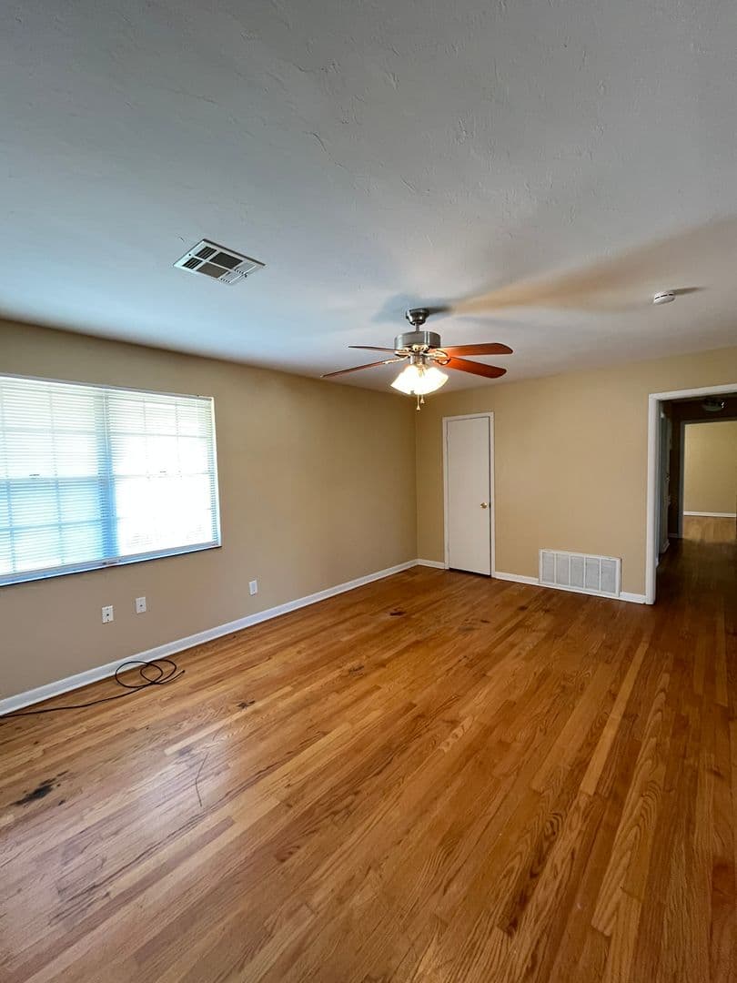 Oklahoma City Apartment: 3617 N Drexel Blvd