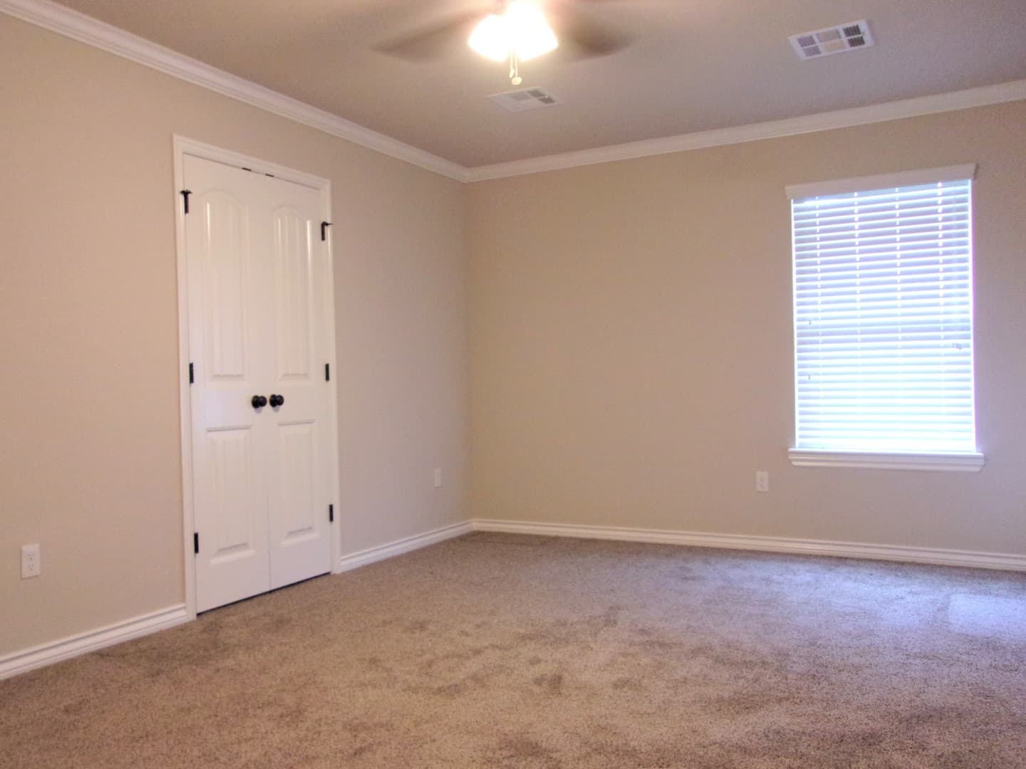Harrah Apartment: 20600 E Reno Ave