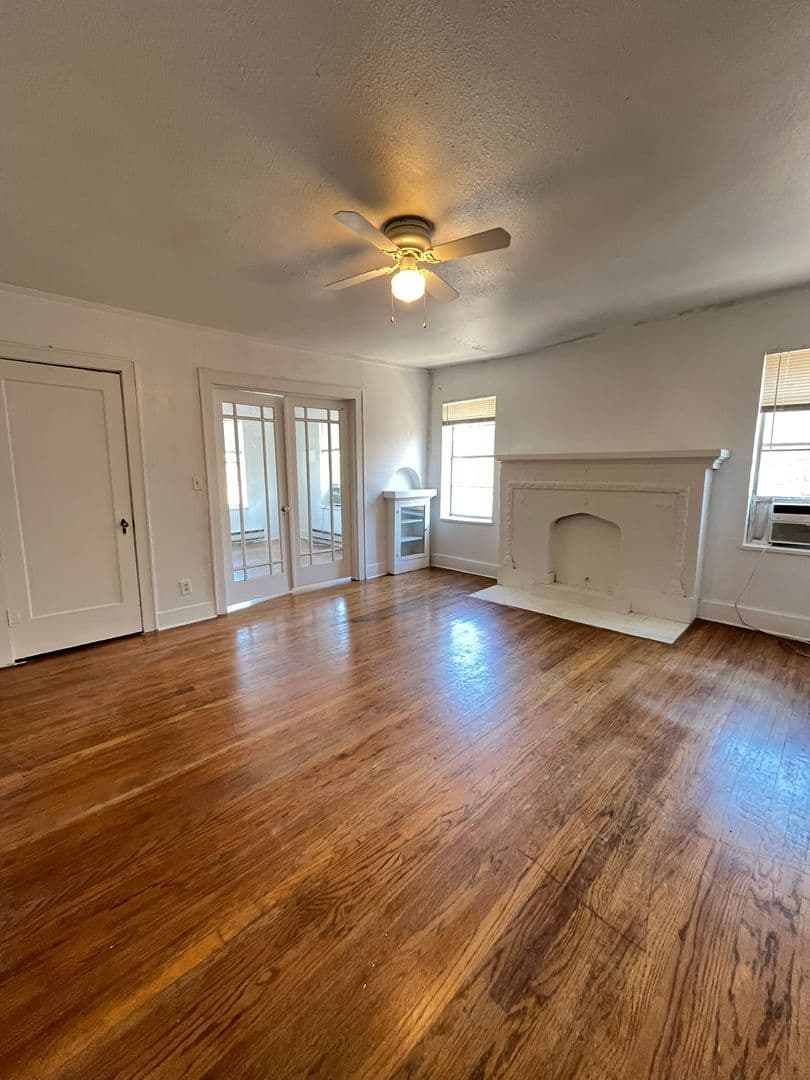 Oklahoma City Apartment: 3400 N Robinson Ave