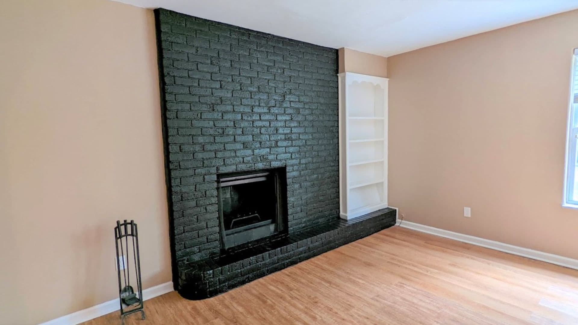 Bethany Apartment: 7934 NW 40th St