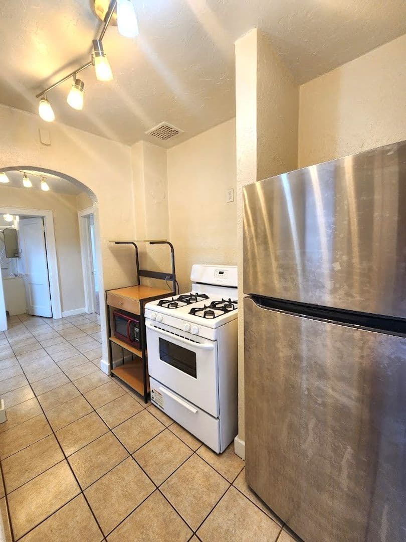 Oklahoma City Apartment: 1403 N Miller Blvd