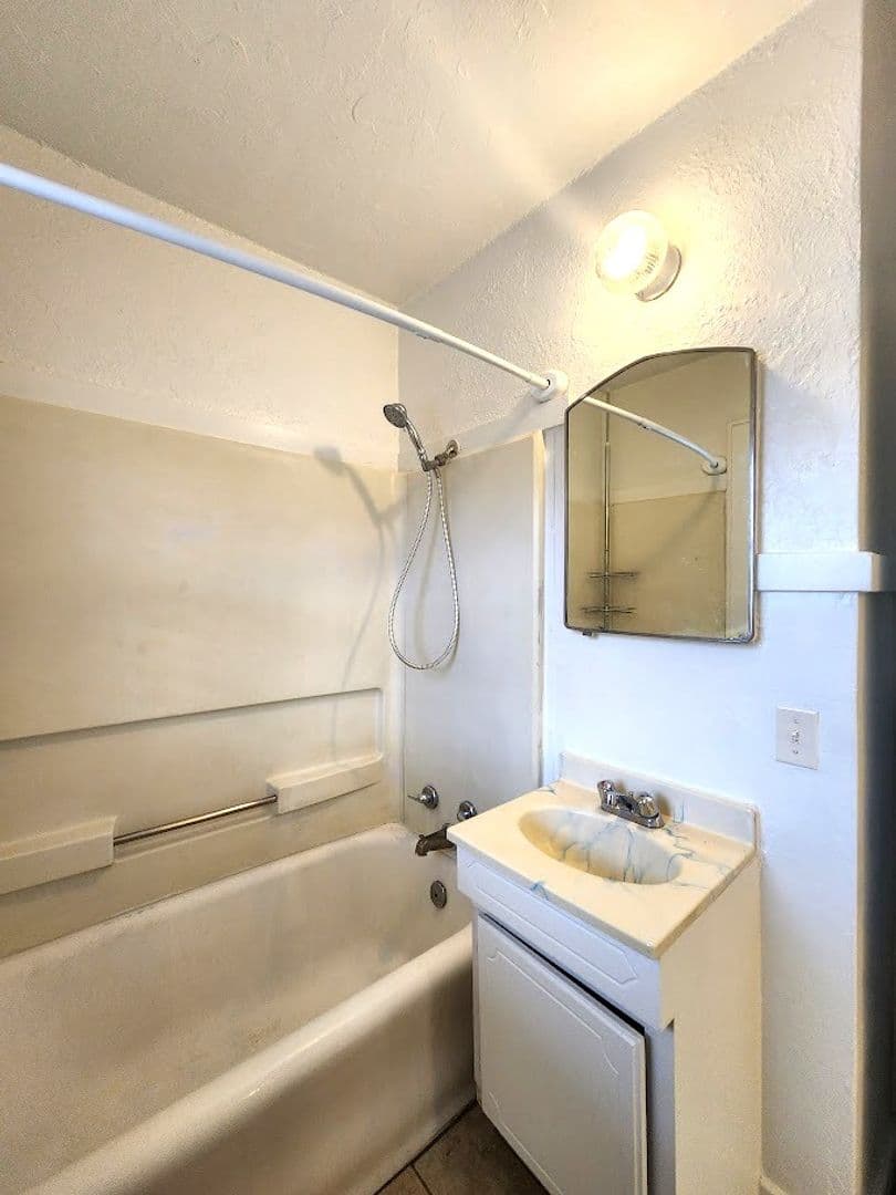 Oklahoma City Apartment: 1403 N Miller Blvd