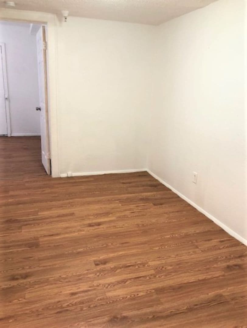 Oklahoma City Apartment: 540 SW 24th St