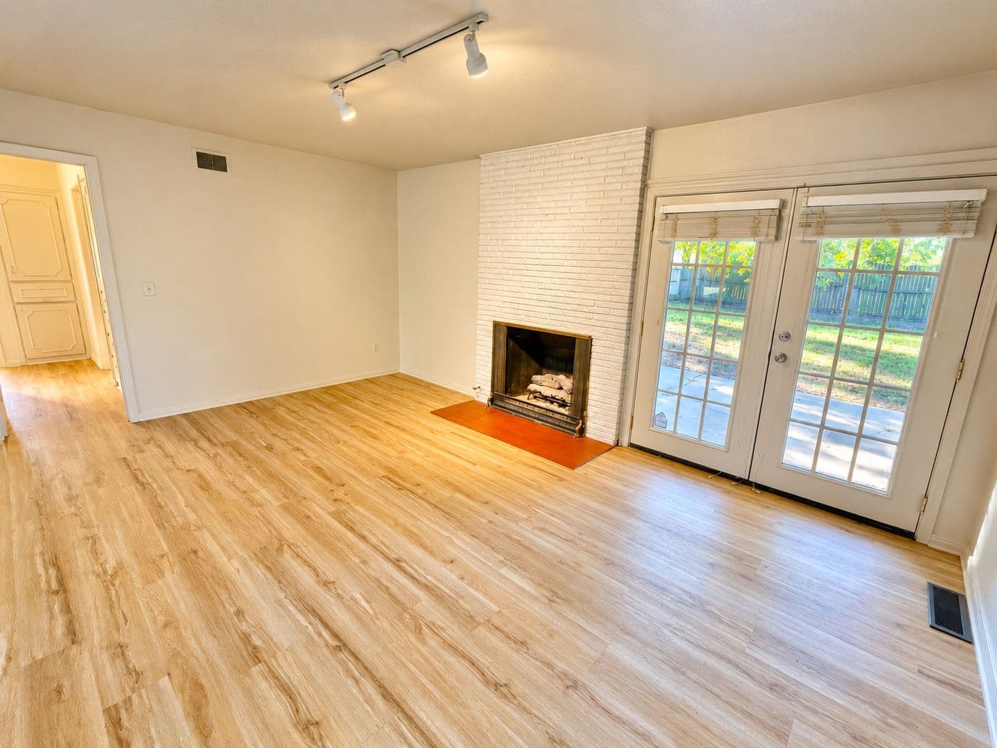 The Village House: 2808 Lakeside Dr