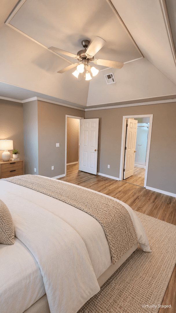 Edmond House: 13821 Pawnee Dr