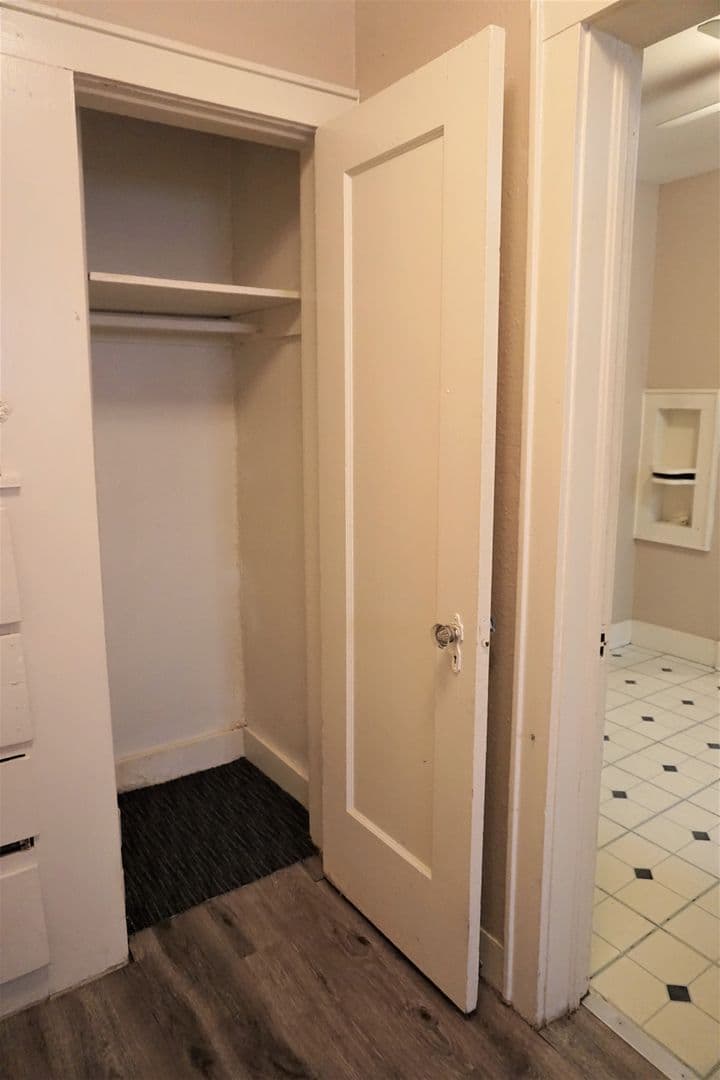 Oklahoma City Apartment: 3400 N Robinson Ave