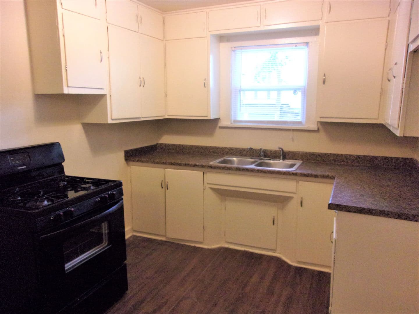 Oklahoma City Apartment: 523 SW 26th St