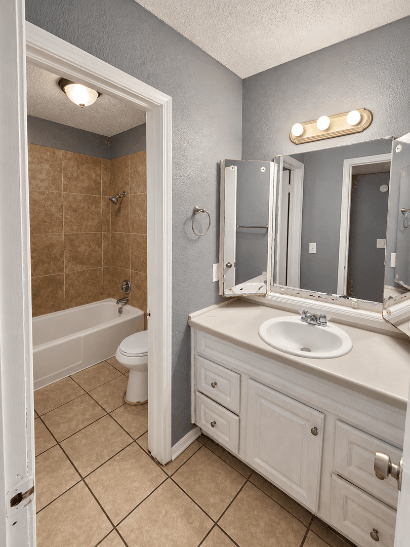 Oklahoma City Apartment: 3738 N Nicklas Ave