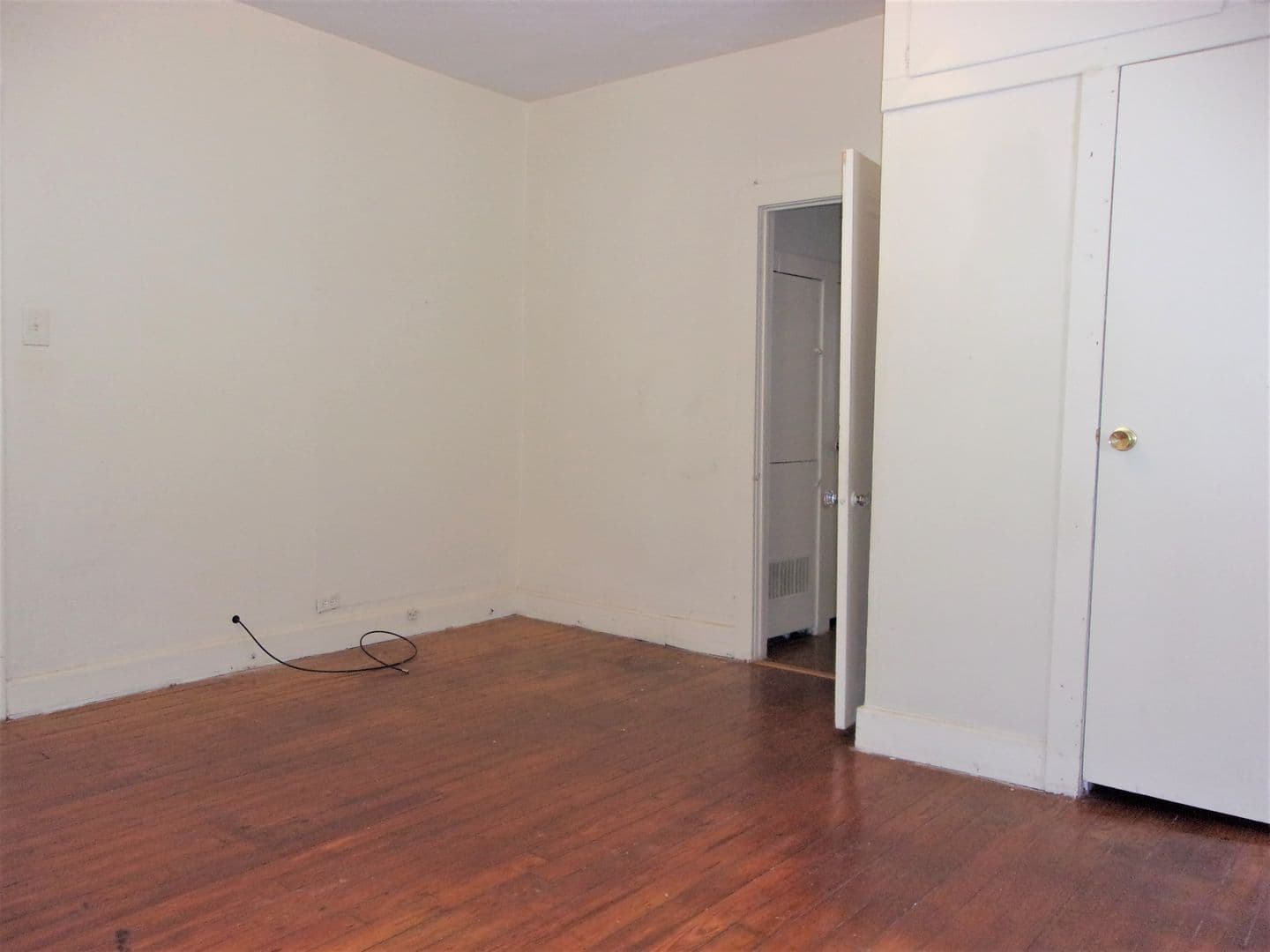 Oklahoma City Apartment: 523 SW 26th St