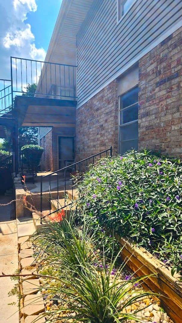 Oklahoma City House: 6704 N Meridian Ave, Unit A