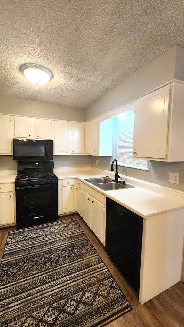 Oklahoma City House: 6704 N Meridian Ave, Unit A