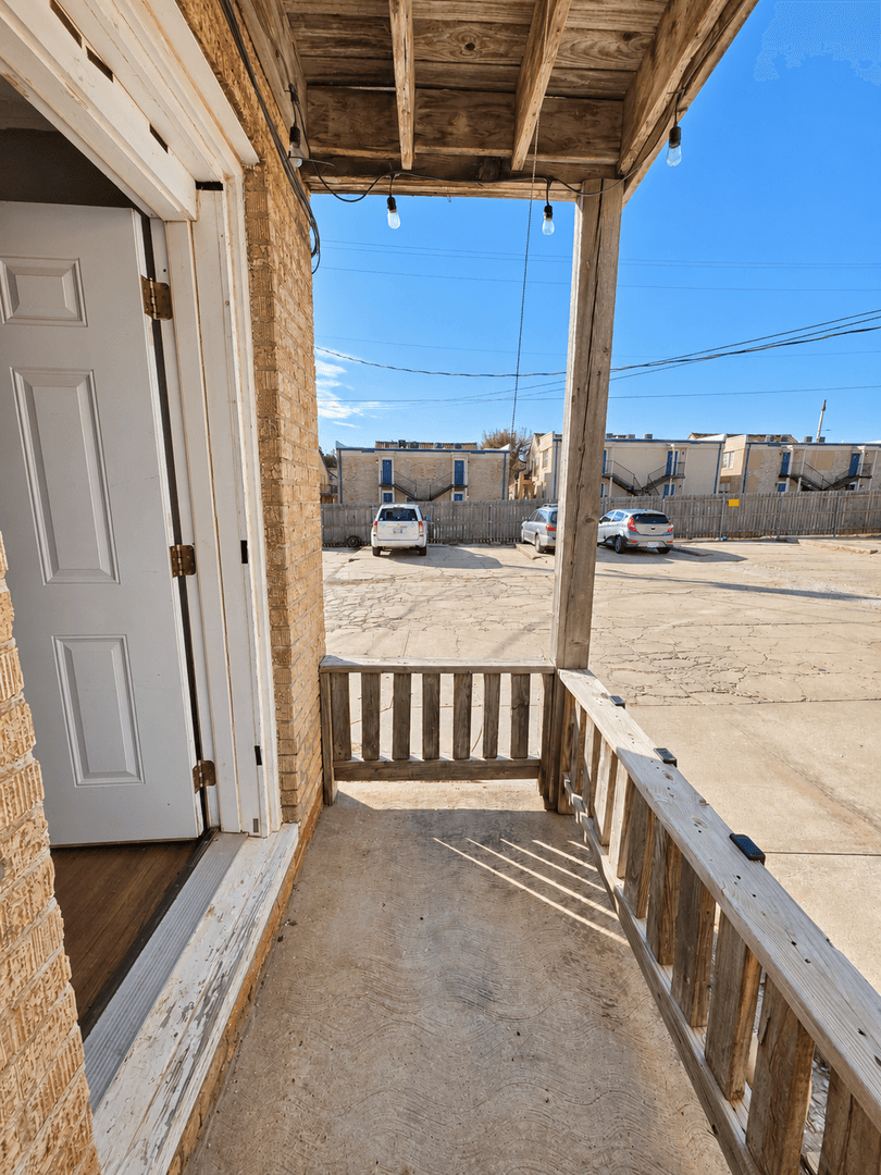 Oklahoma City Apartment: 714 NW 30th St