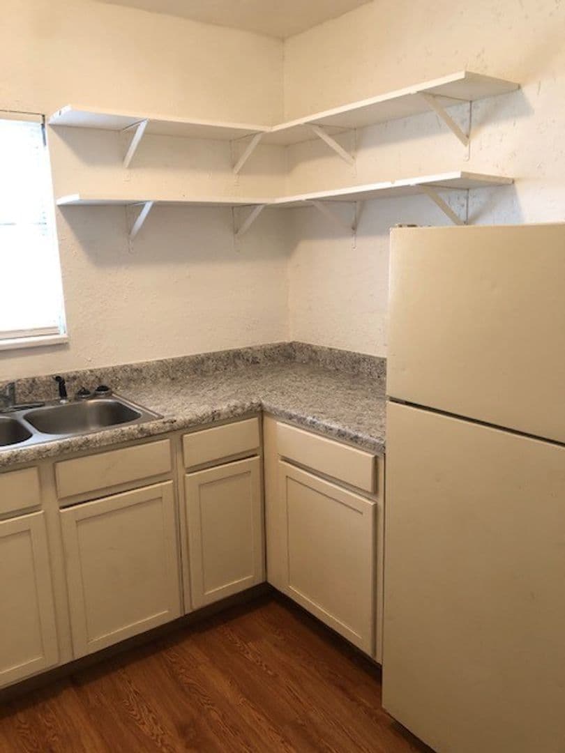 Oklahoma City Apartment: 540 SW 24th St