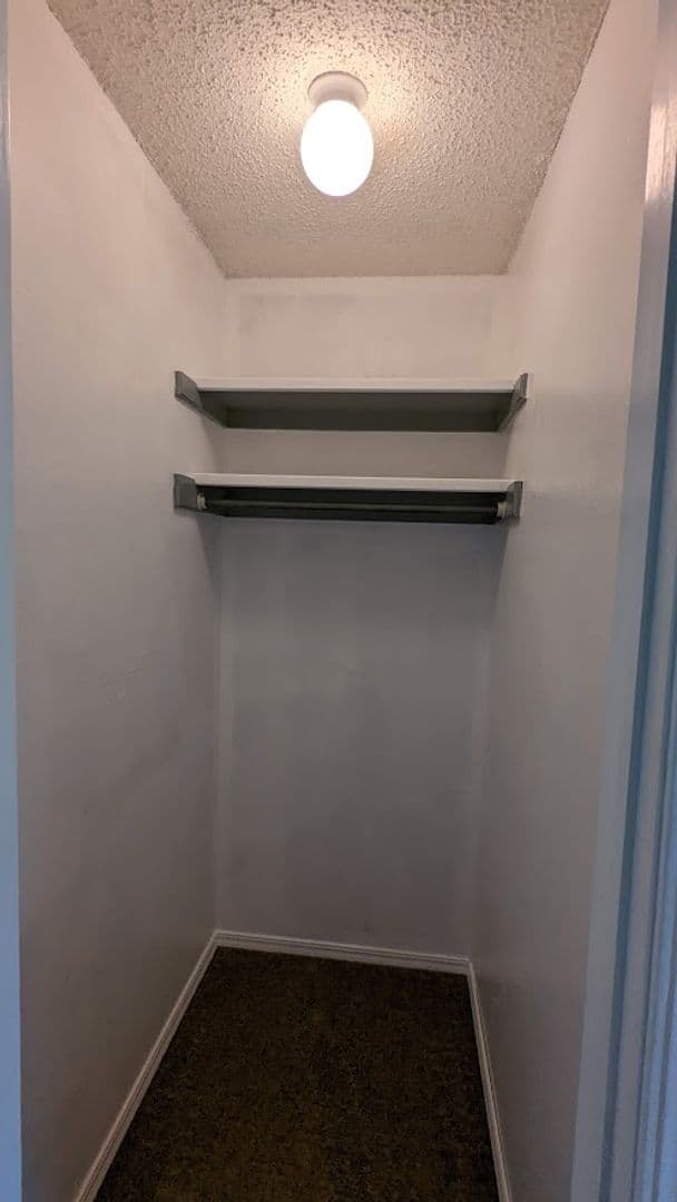 Bethany Apartment: 7934 NW 40th St