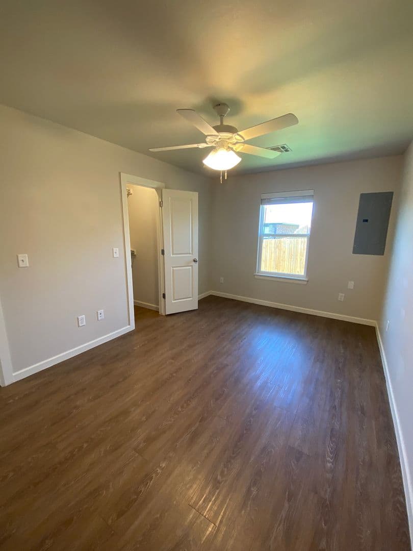 Oklahoma City Apartment: Summit Ridge