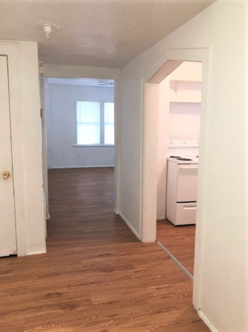 Oklahoma City Apartment: 540 SW 24th St