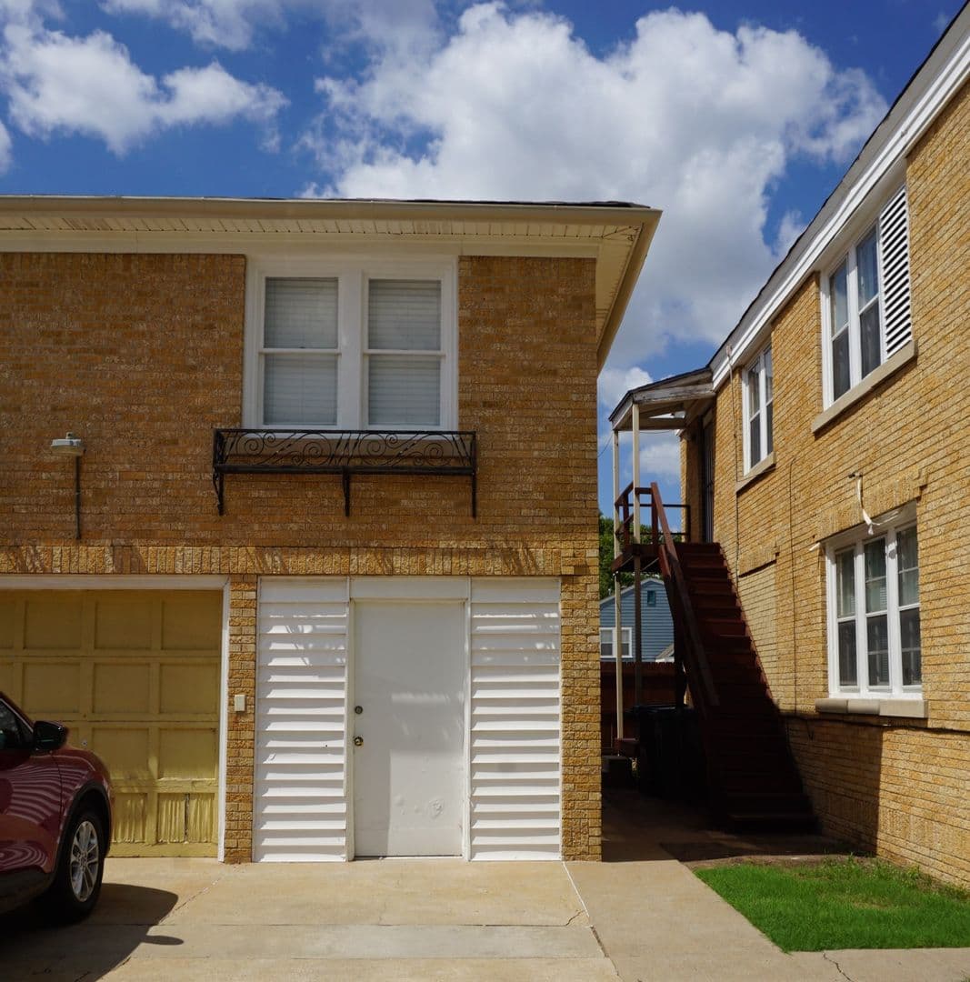 Oklahoma City Apartment: 1403 N Miller Blvd