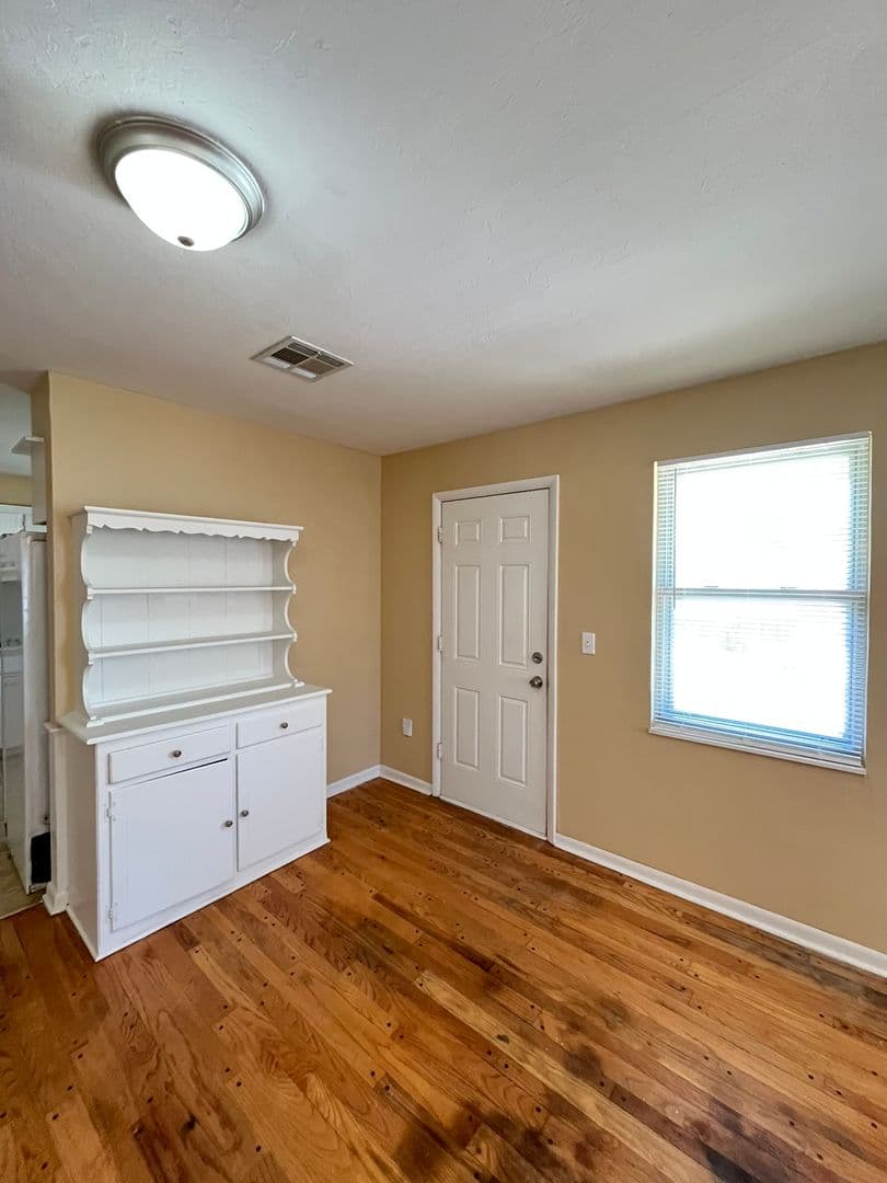 Oklahoma City Apartment: 3617 N Drexel Blvd