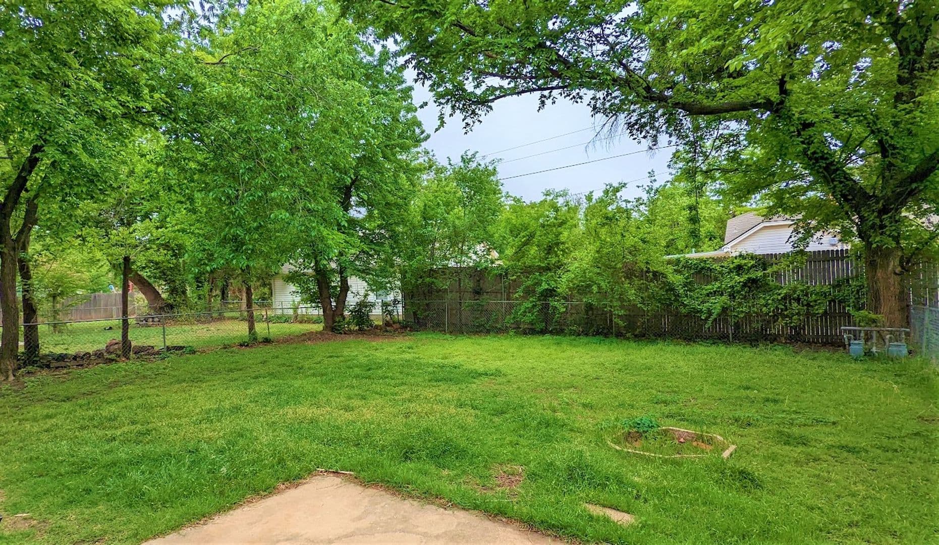 Bethany Apartment: 7934 NW 40th St