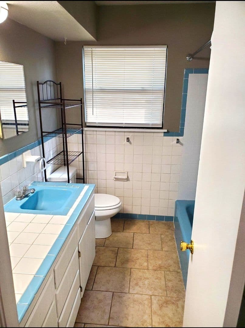 Midwest City House: 1929 Rulane Dr