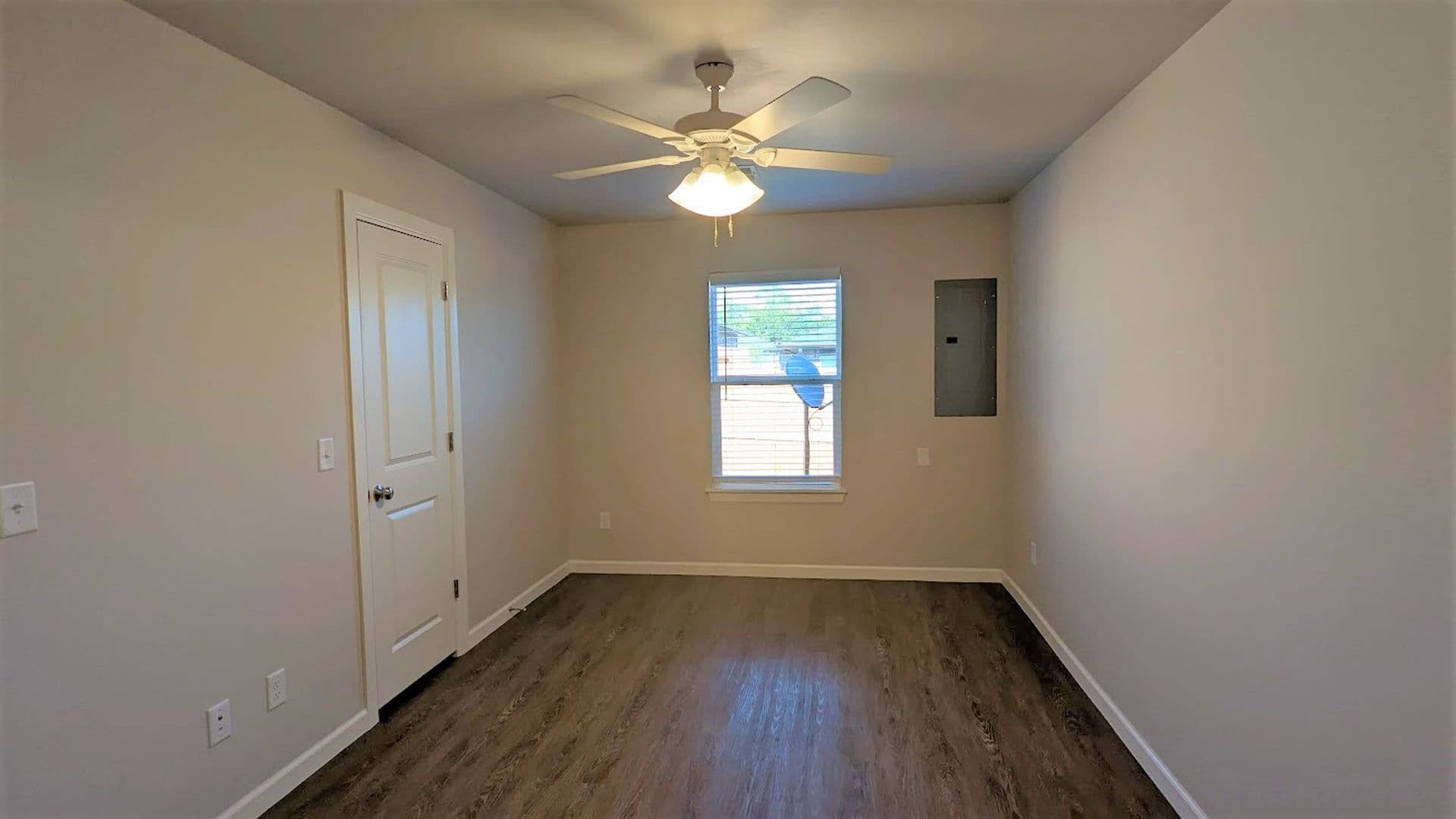 Oklahoma City Apartment: Summit Ridge