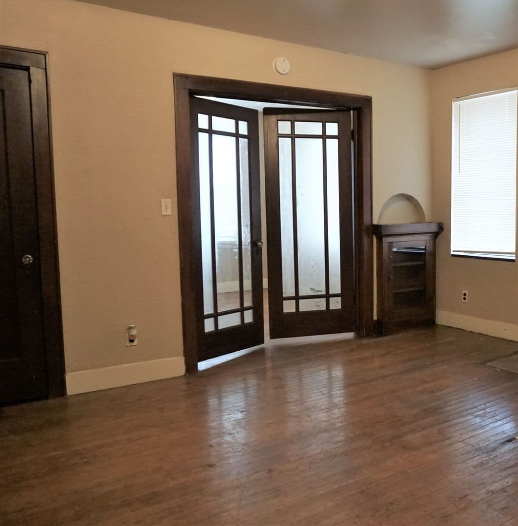 Oklahoma City Apartment: 3400 N Robinson Ave