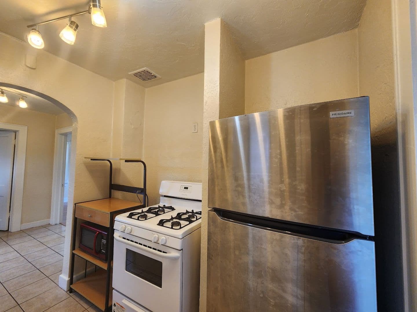 Oklahoma City Apartment: 1403 N Miller Blvd