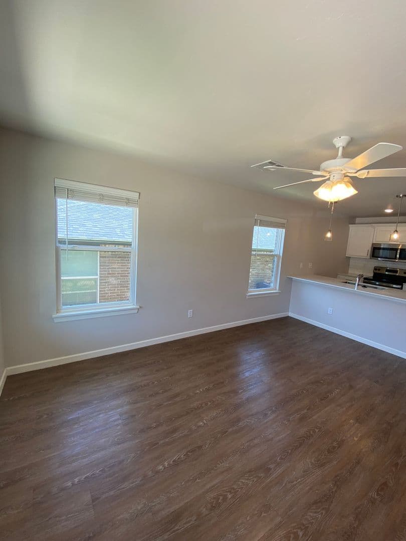 Oklahoma City Apartment: Summit Ridge