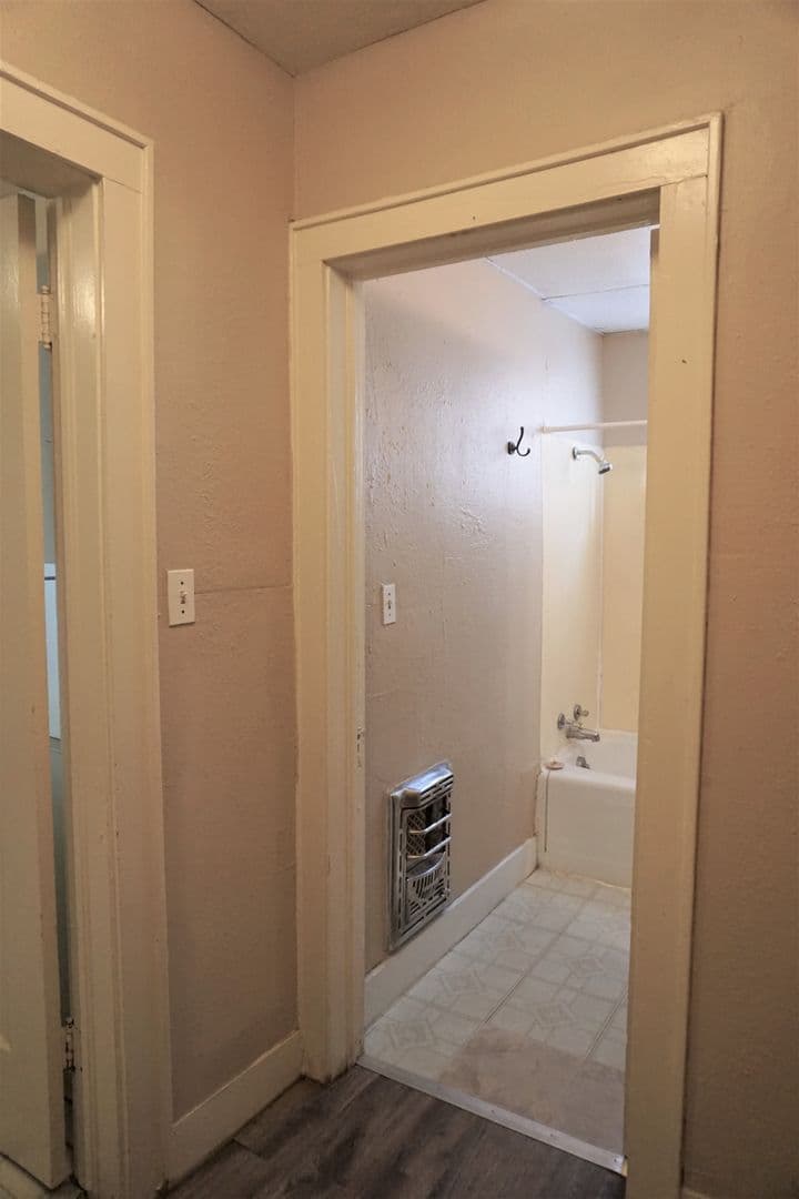 Oklahoma City Apartment: 3400 N Robinson Ave